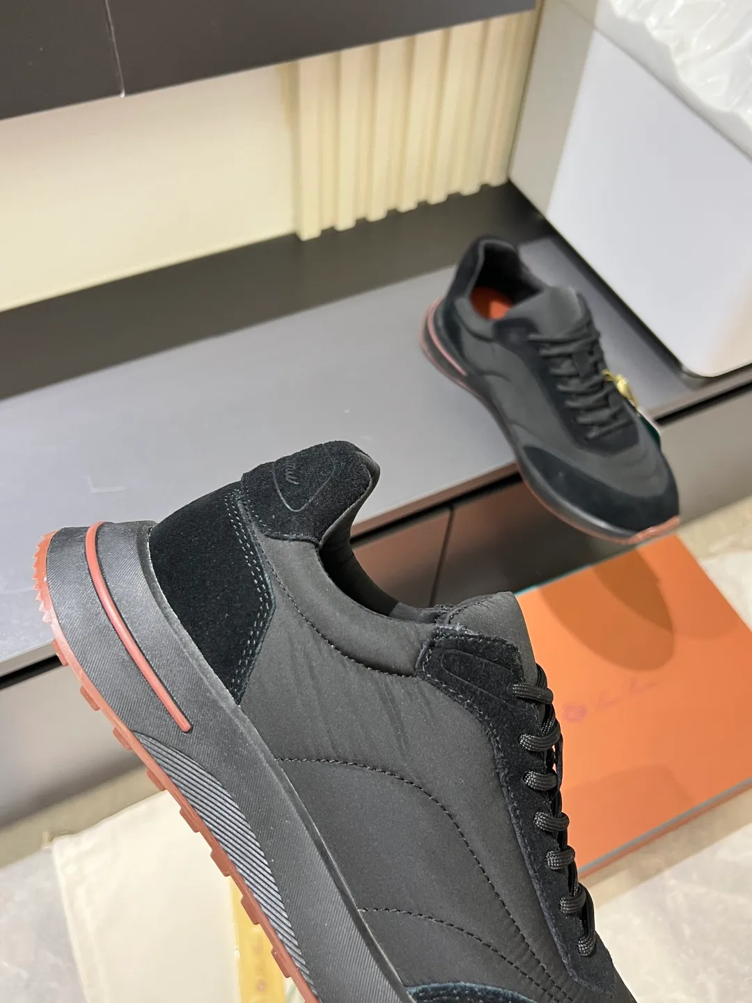 Men's men's shoes 💰p480Loro Men's men's shoes 💰piana niche Loro classic jogging shoes, men's lace-up casual shoes and sneakers, high-quality lightweight and comfortable fabrics, suitable for outdoor leisure, the color scheme is young and energetic, and it looks great with sportswear or casual suits! Size: 38-44 (45 customized)